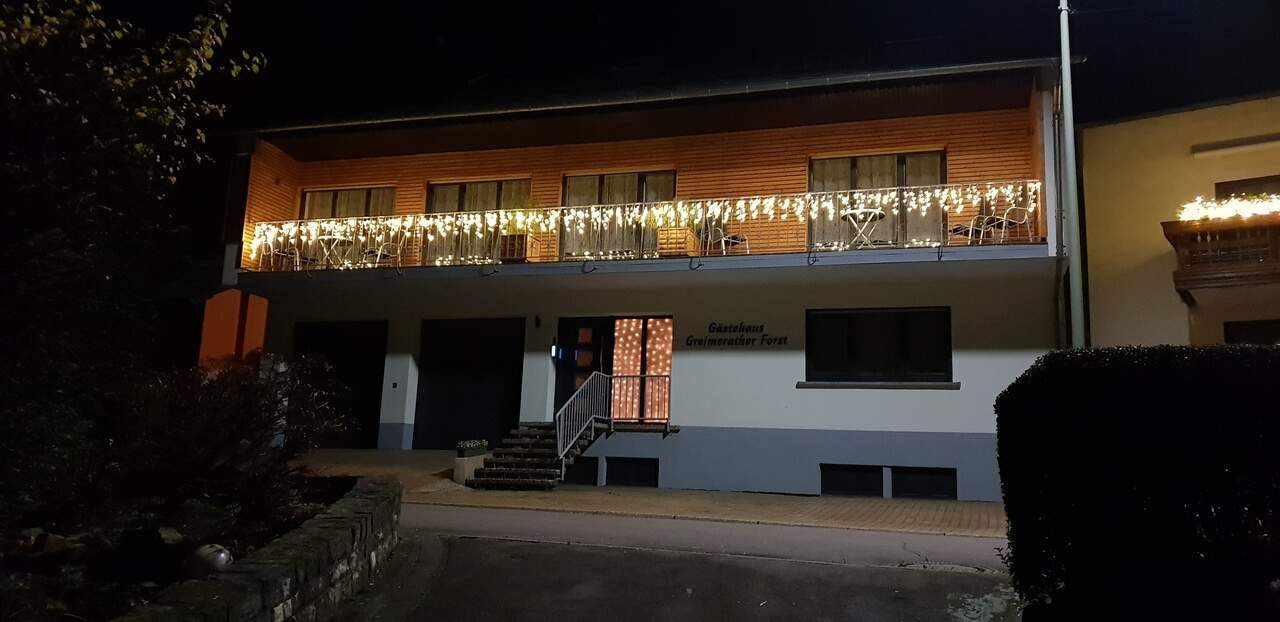 Ferienwohnung außen Greimerather Forst |essen - schlafen - wohlfühlen|